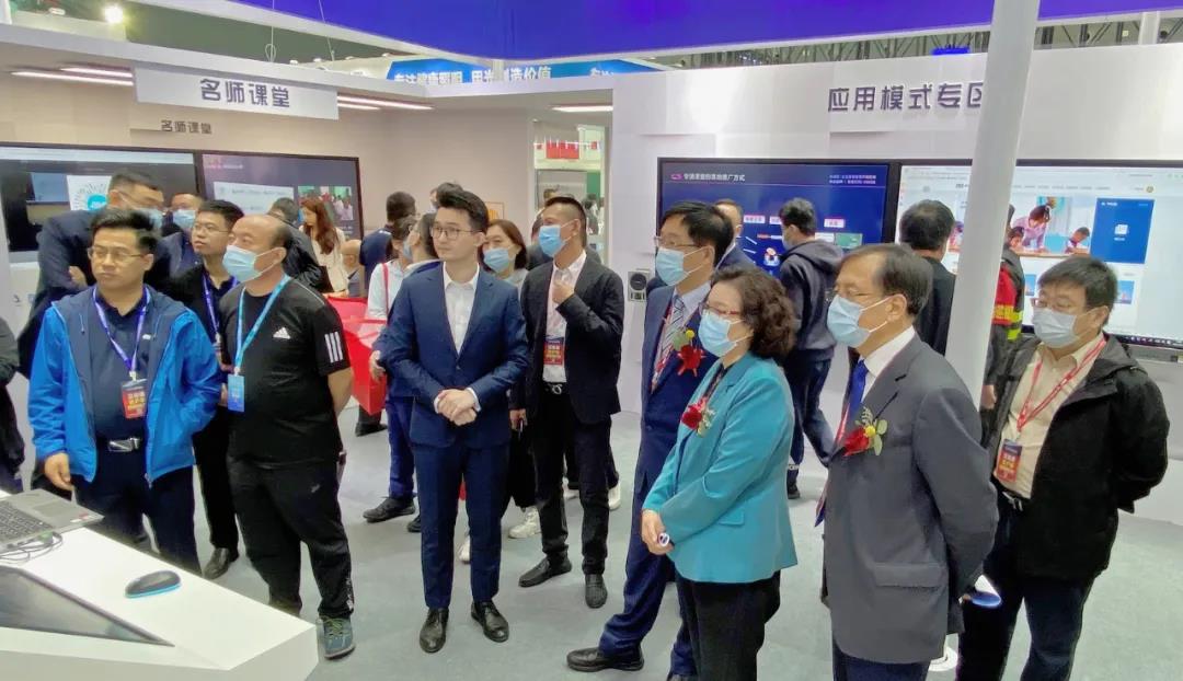 河北展，奧威亞“三個課堂”引全場矚目