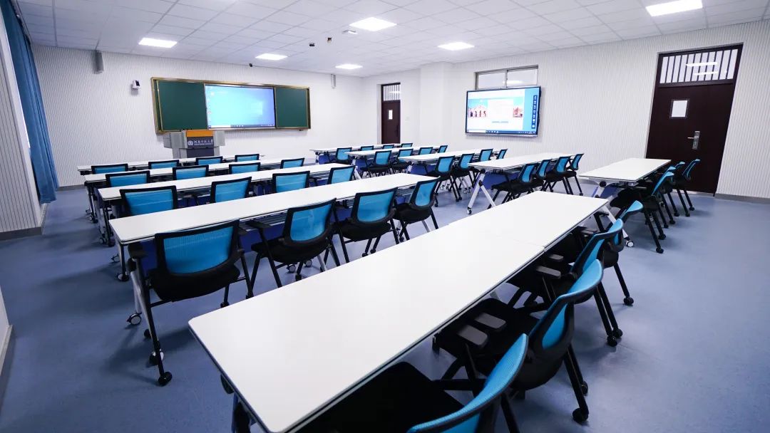 河南師范大學 微格教學，提升師范生教育實踐能力1.jpg