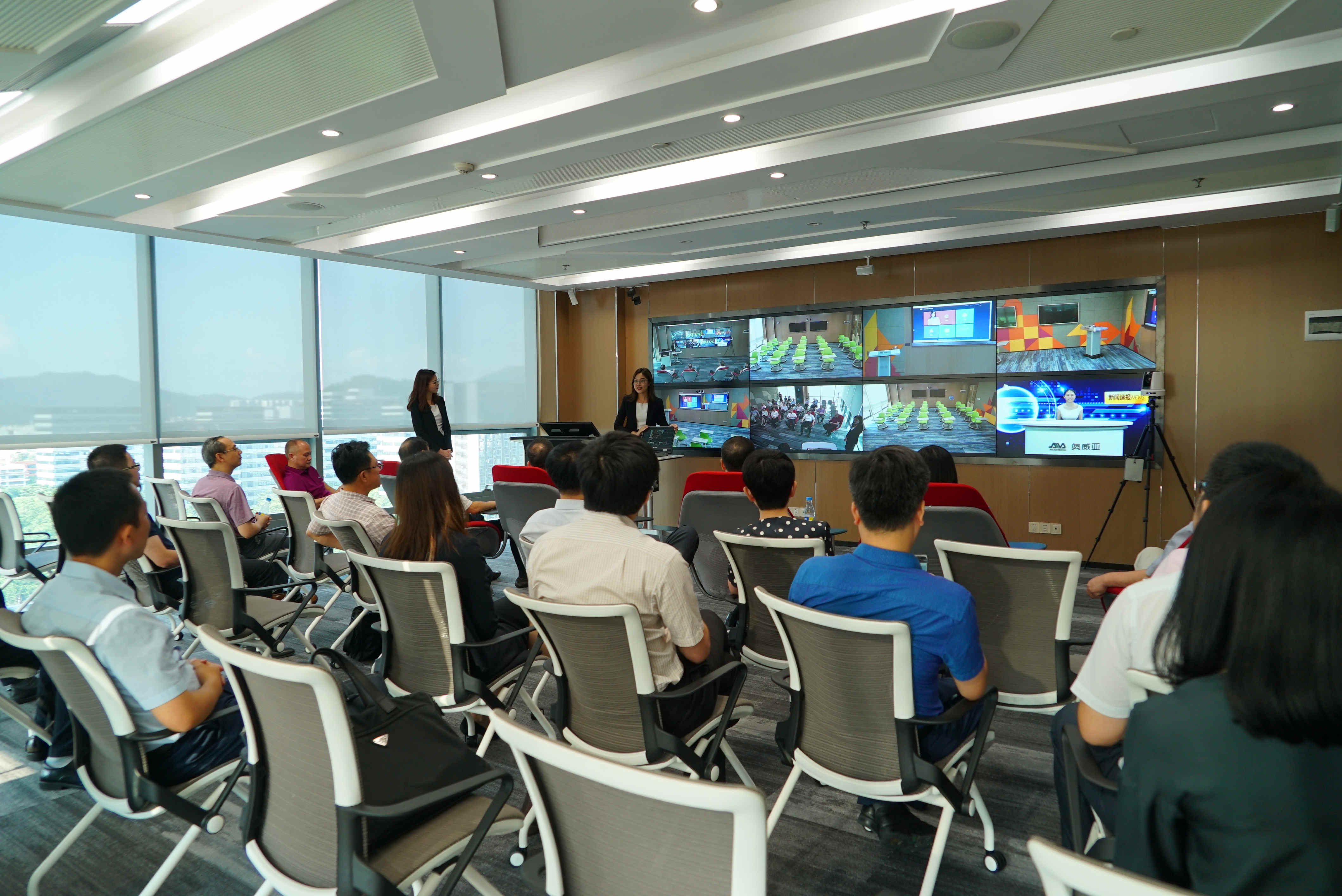 中國國新、上海華誼、中國文發(fā)，三方領導參觀奧威亞