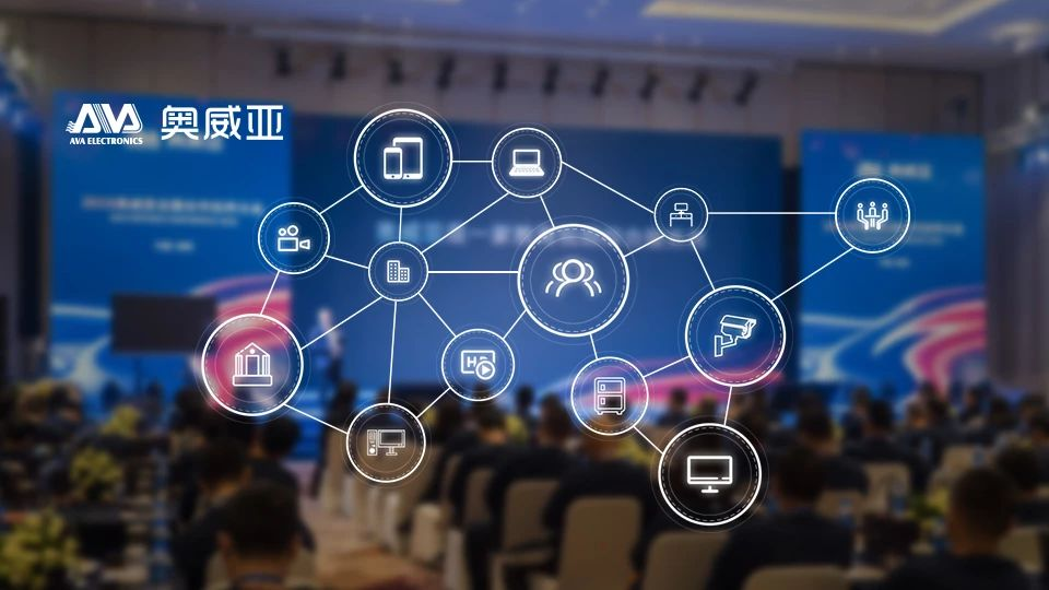 【盤點(diǎn)2018】奧威亞翻山越嶺，只為“教育”